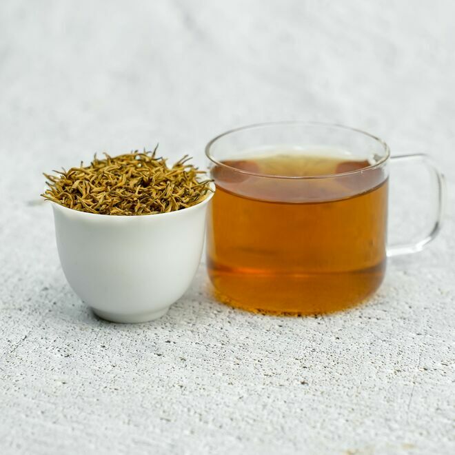 Supreme Jin Jun Mei Golden Eyebrow